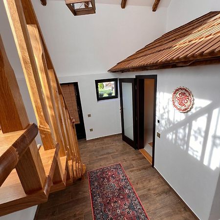Famives Vendeghaz Bed & Breakfast Racul Eksteriør bilde