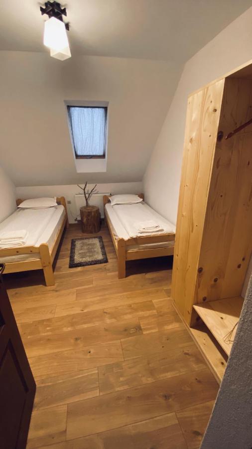 Famives Vendeghaz Bed & Breakfast Racul Eksteriør bilde